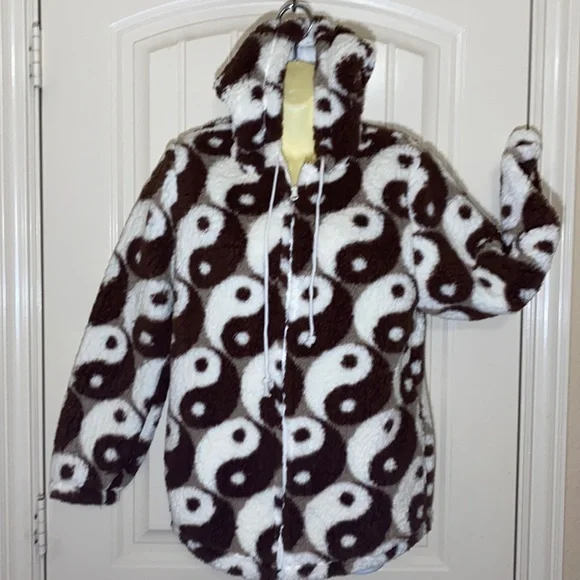 Poshmark Sherpa Jacket Pacsun Uo Cloud Nine Sherpa Popover Jacket